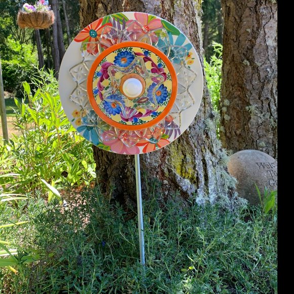 Handmade Multi-colored Glass Plate Flower for Your Garden/Yard/ Planter